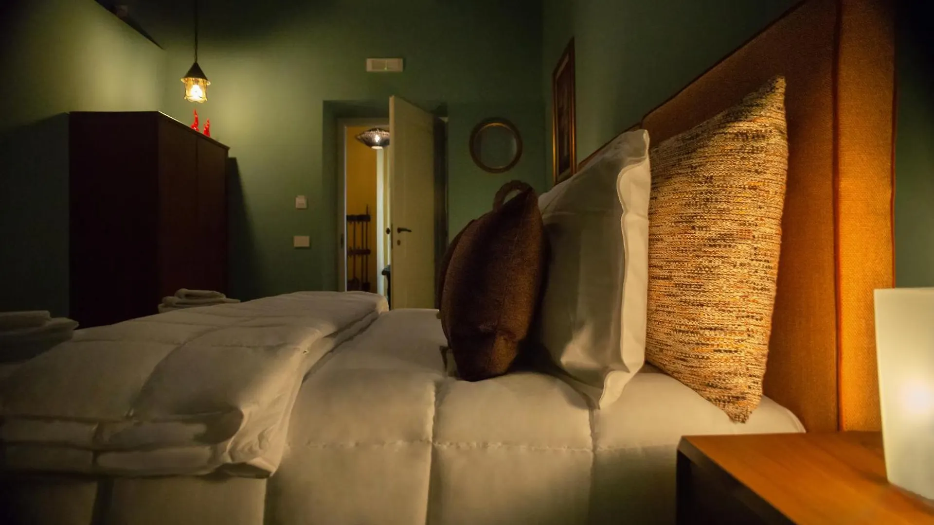 Bed and Breakfast Monart Hospitality Capodimonte Napoli 0*,  Italia